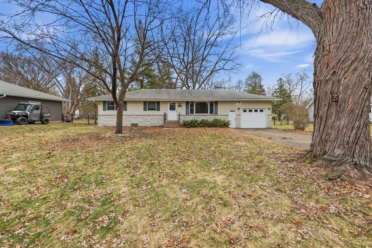 7767 Eastwood RD, Mounds View, MN 55112