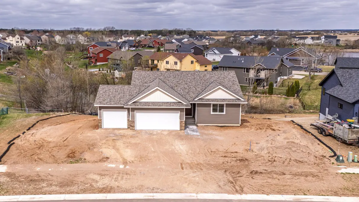419 Coyote WAY, New Richmond, WI 54017