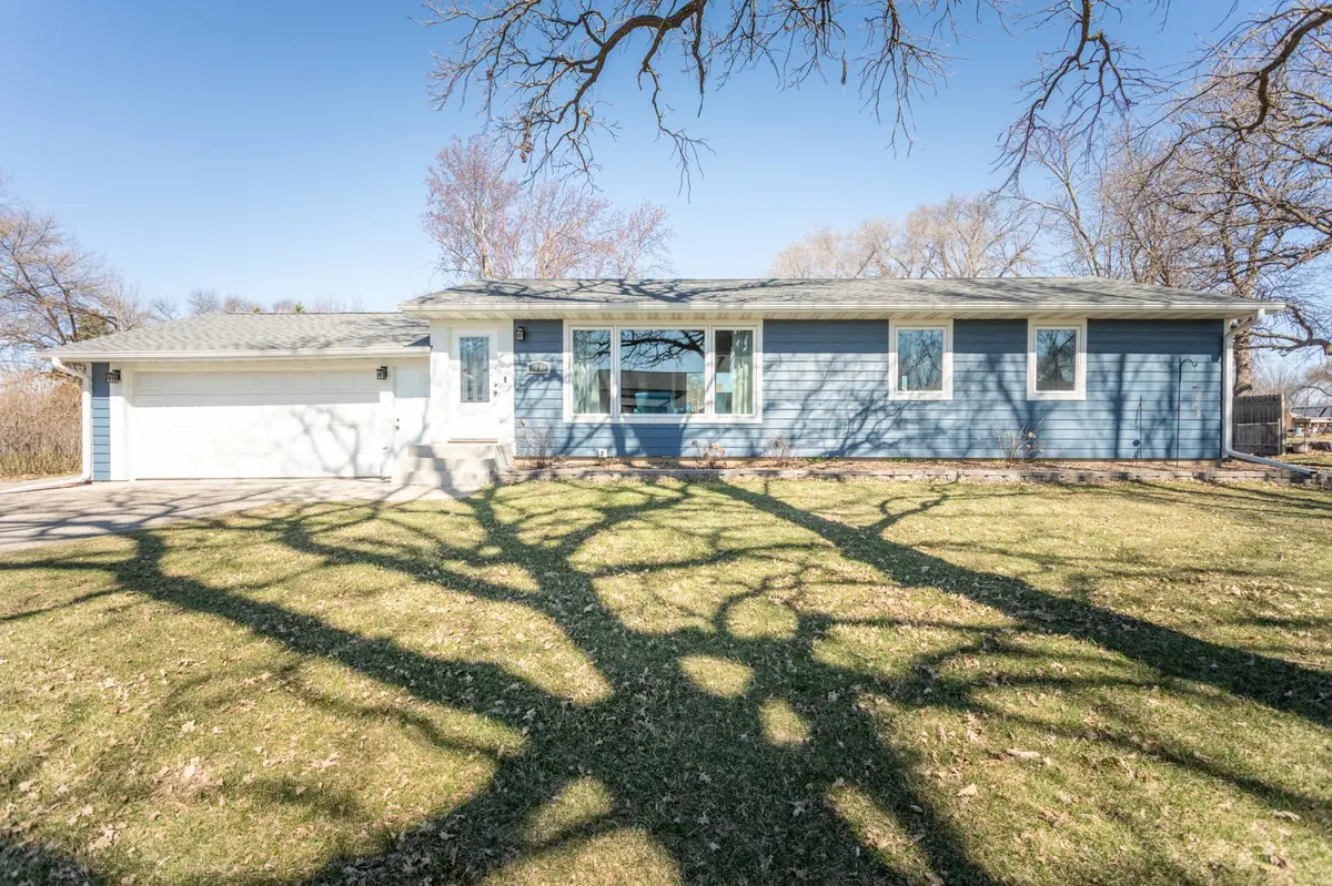 1207 Donna DR NW, Alexandria, MN 56308
