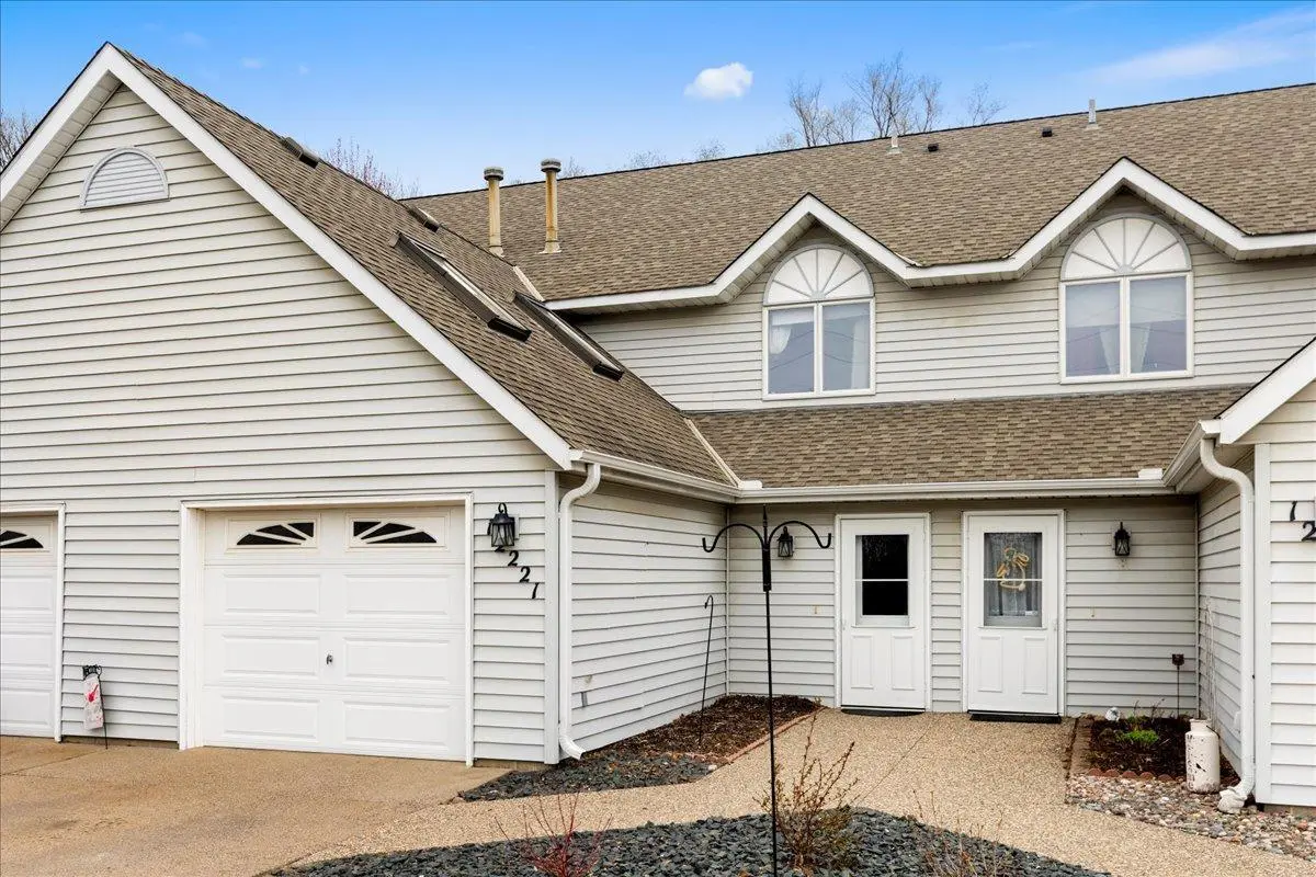 12221 191st AVE NW, Elk River, MN 55330