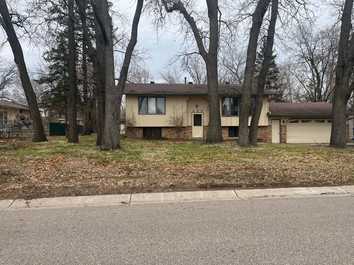 233 104th AVE NW, Coon Rapids, MN 55448