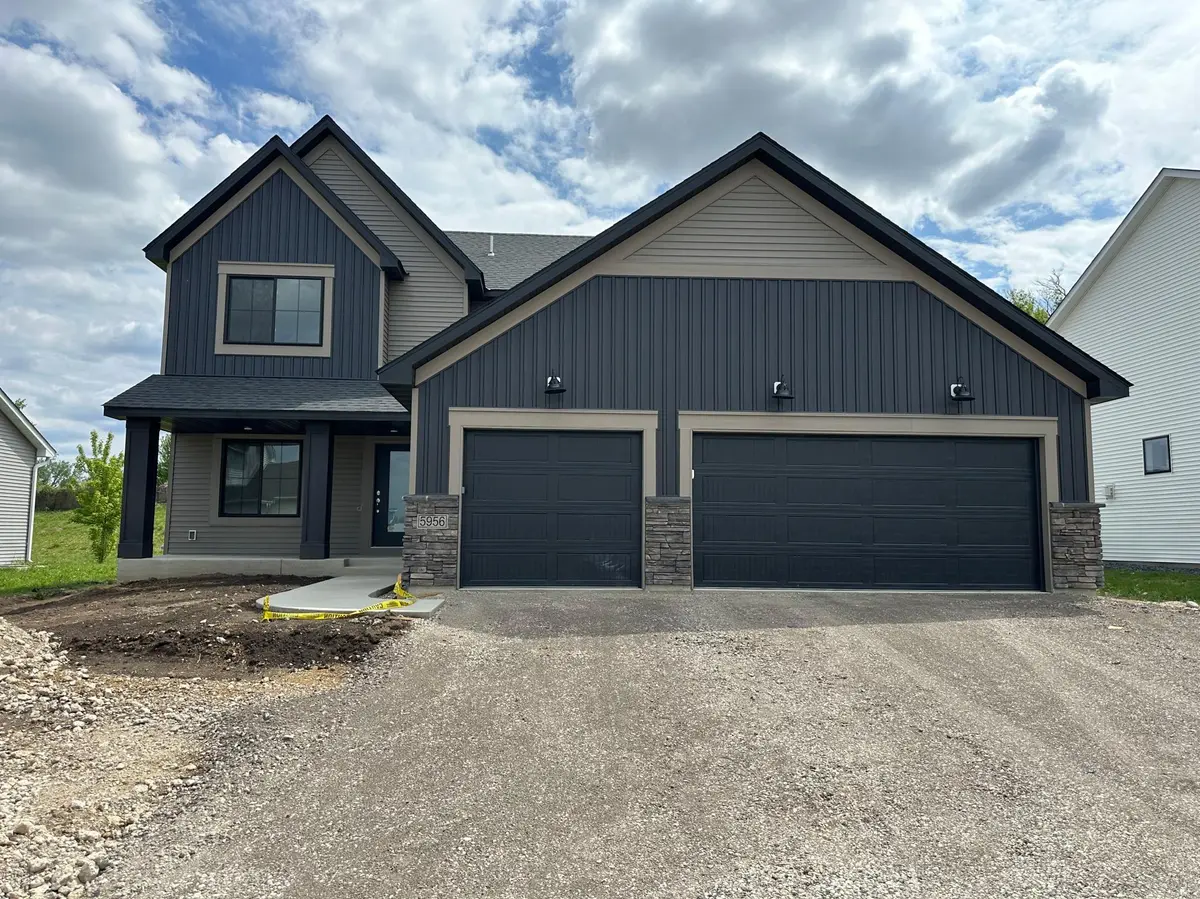 5956 Upper 179th ST W, Lakeville, MN 55044