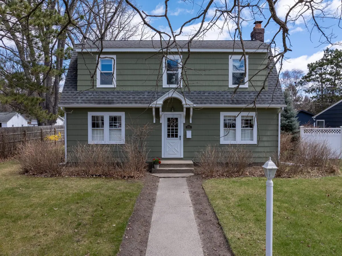 918 NW 3rd AVE, Grand Rapids, MN 55744