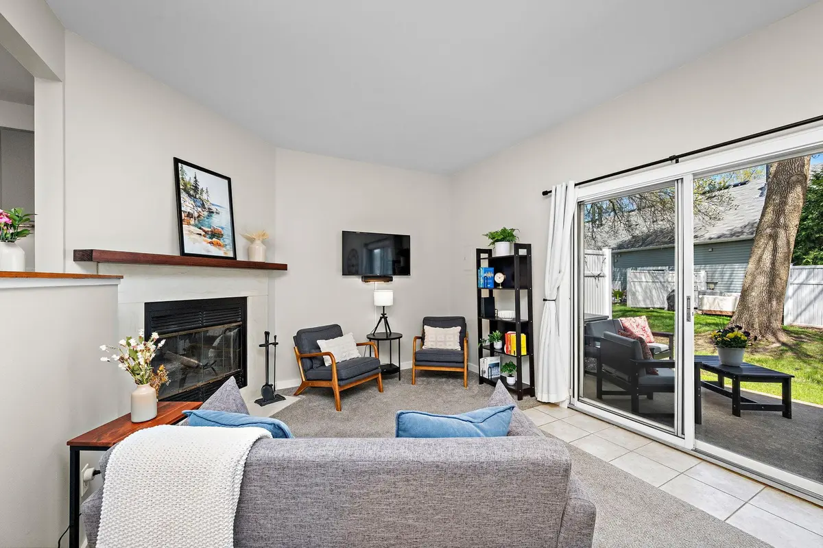 5607 Sanibel DR, Minnetonka, MN 55343