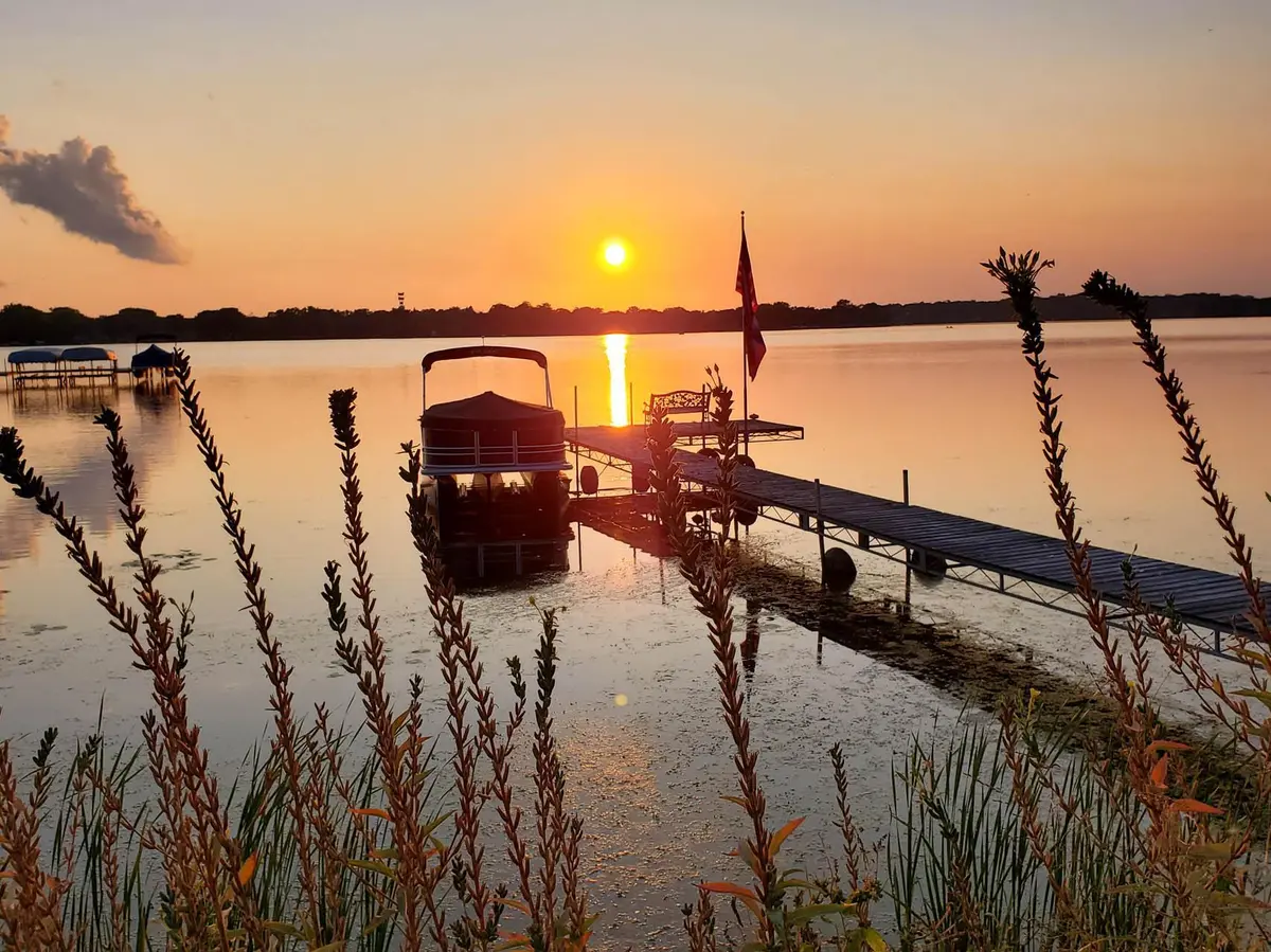 1304 W Medicine Lake DR #119, Plymouth, MN 55441