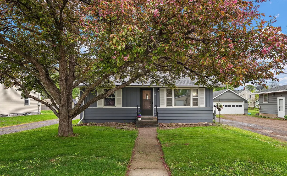 550 W 4th ST, Rush City, MN 55069