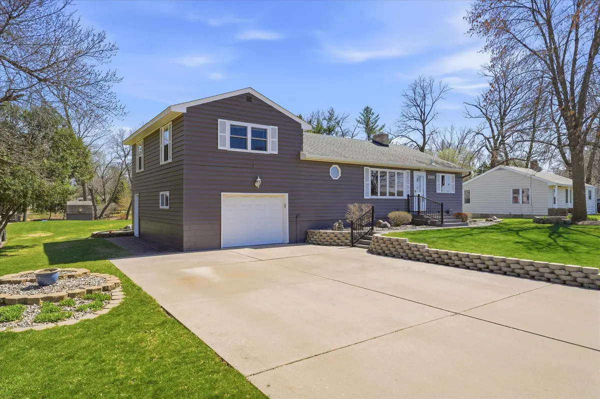 1302 3rd AVE NE, Buffalo, MN 55313