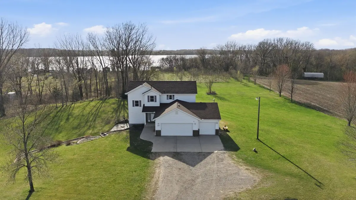2717 County Road 4 SW, Cokato, MN 55321