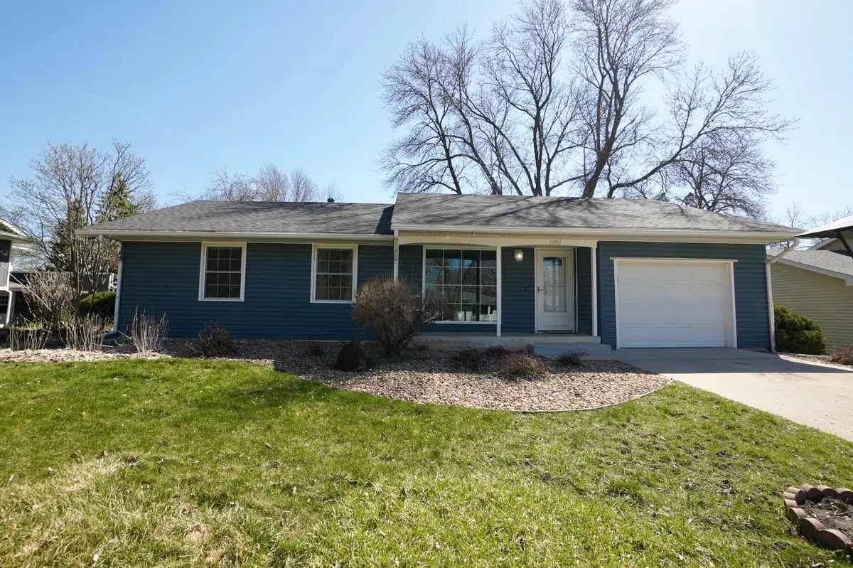1001 16th ST SW, Willmar, MN 56201