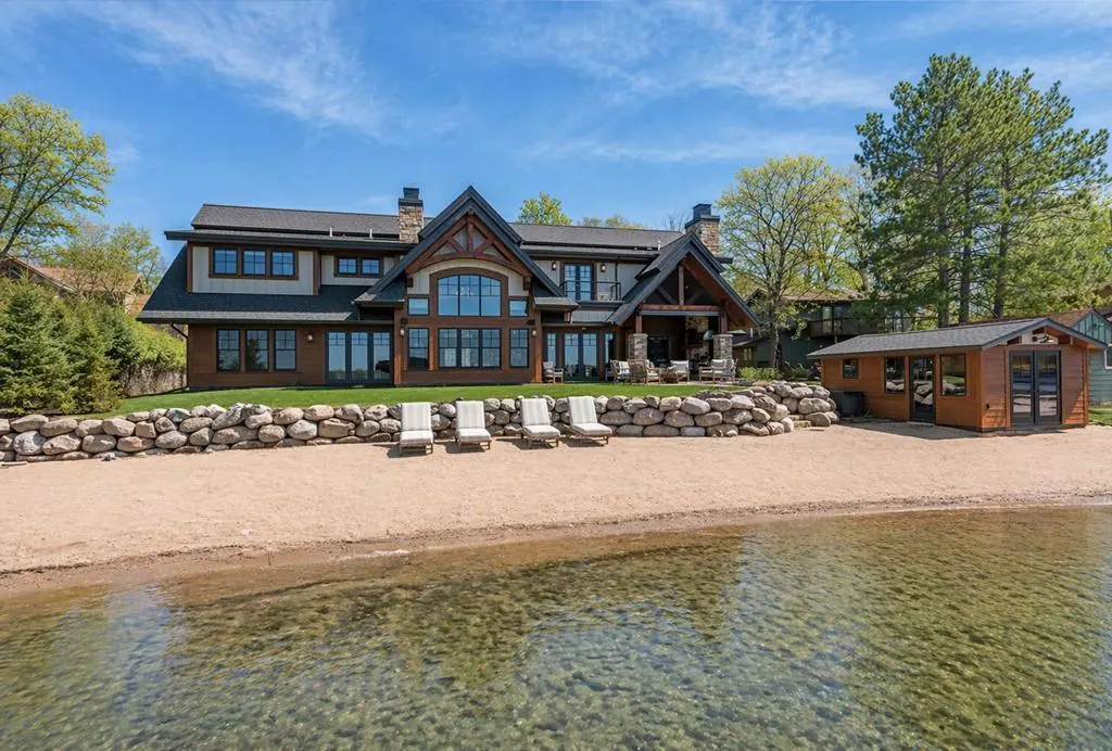 1344 Pike Bay RD, East Gull Lake, MN 56401