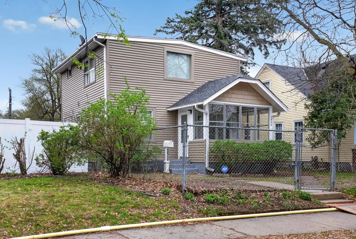3934 Washburn AVE N, Minneapolis, MN 55412