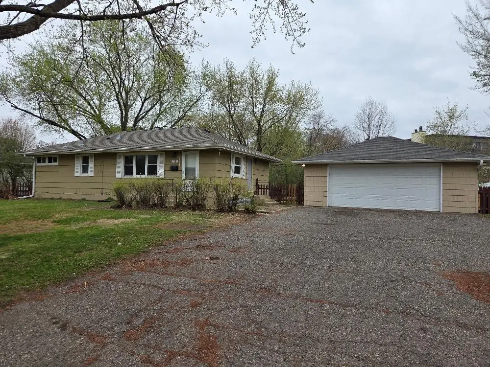 7101 Hartkopf LN, Brooklyn Park, MN 55428