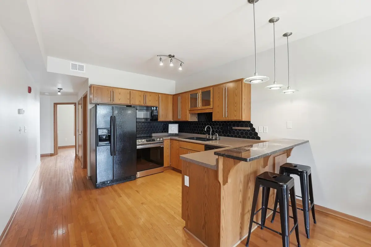 15 E Minnesota ST #211, Saint Joseph, MN 56374