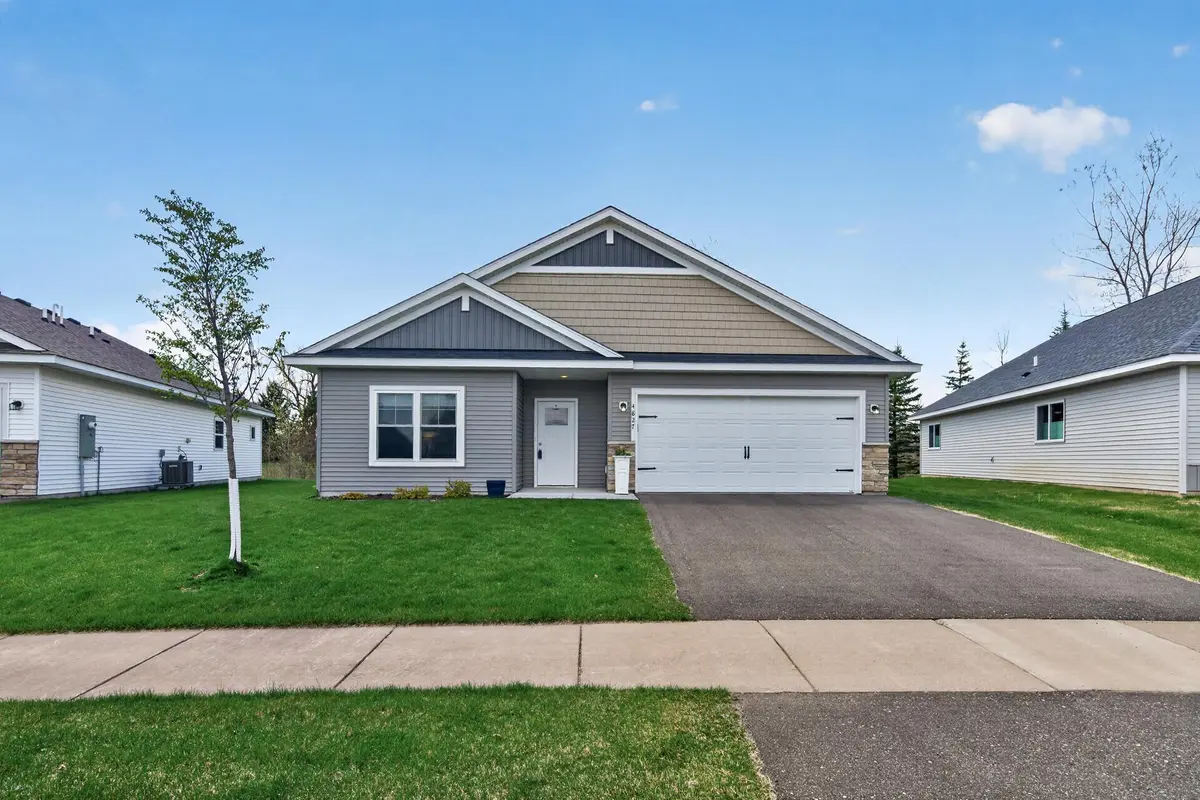 4827 Education DR N, Hugo, MN 55038