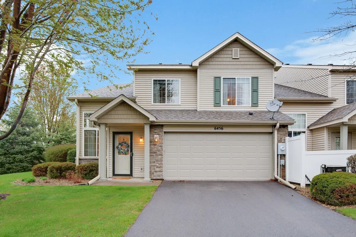 6456 Lakota TRL, Lino Lakes, MN 55014