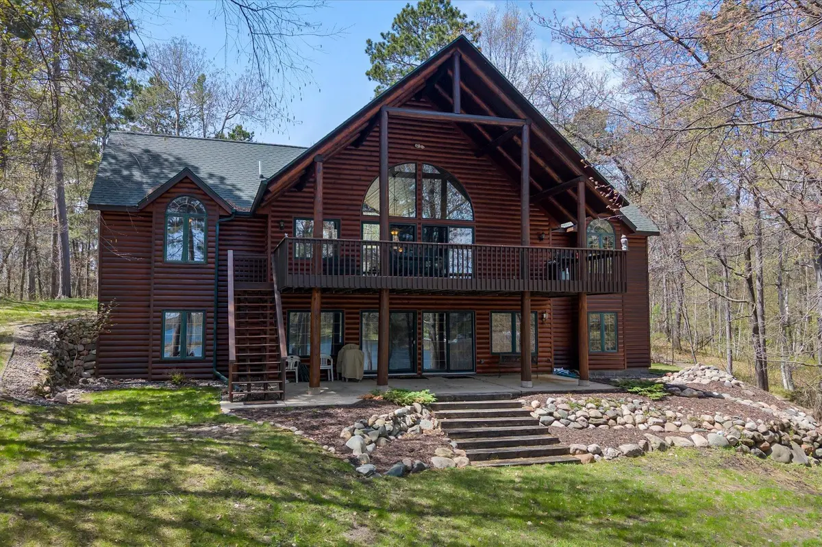 10047 Wood RDG, Pequot Lakes, MN 56472