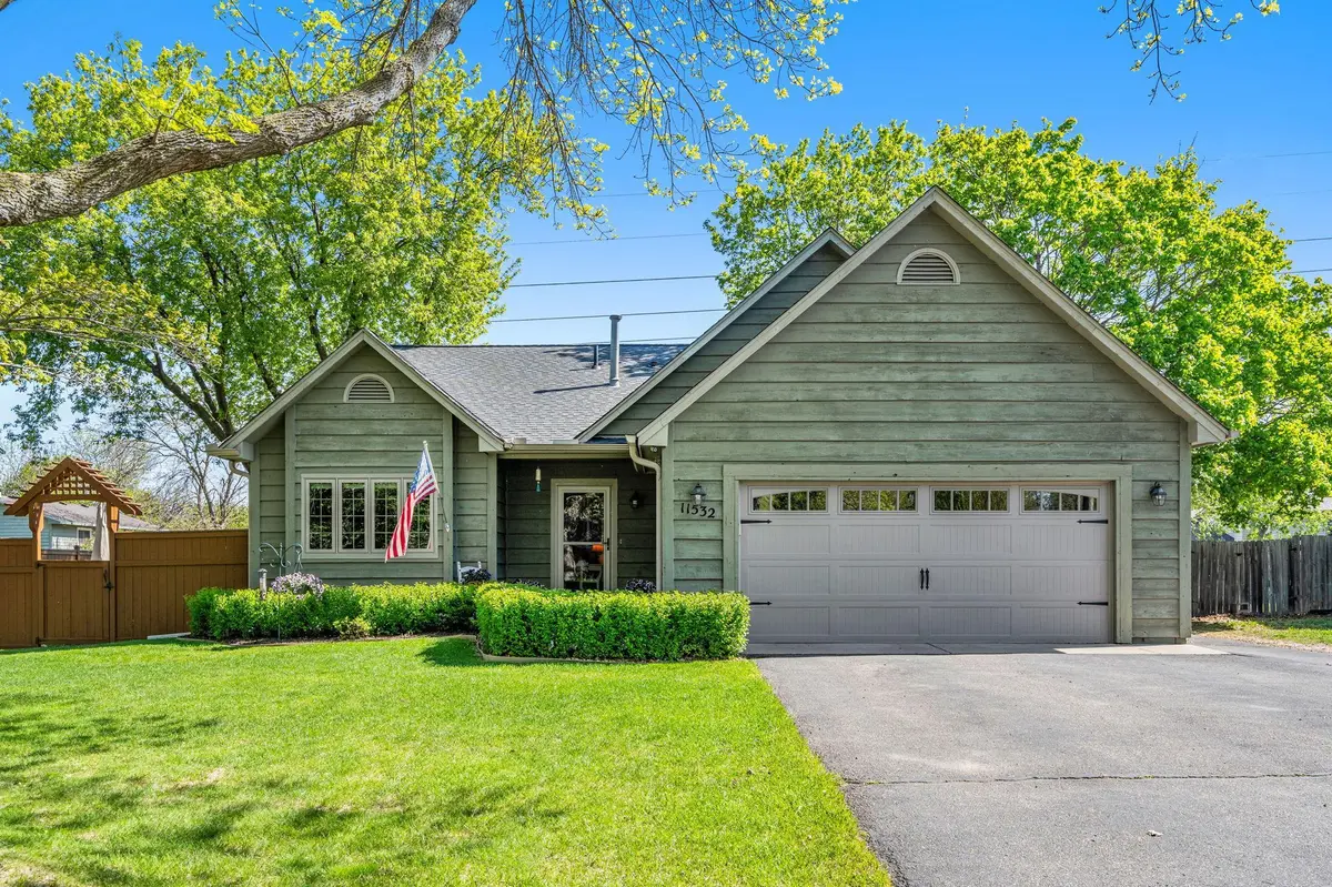 11532 Oregon AVE N, Champlin, MN 55316