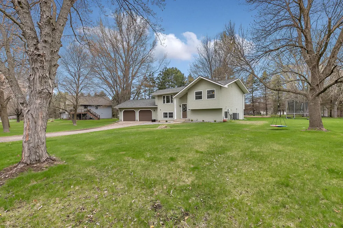 1927 Cooper Hills RD, Saint Cloud, MN 56301