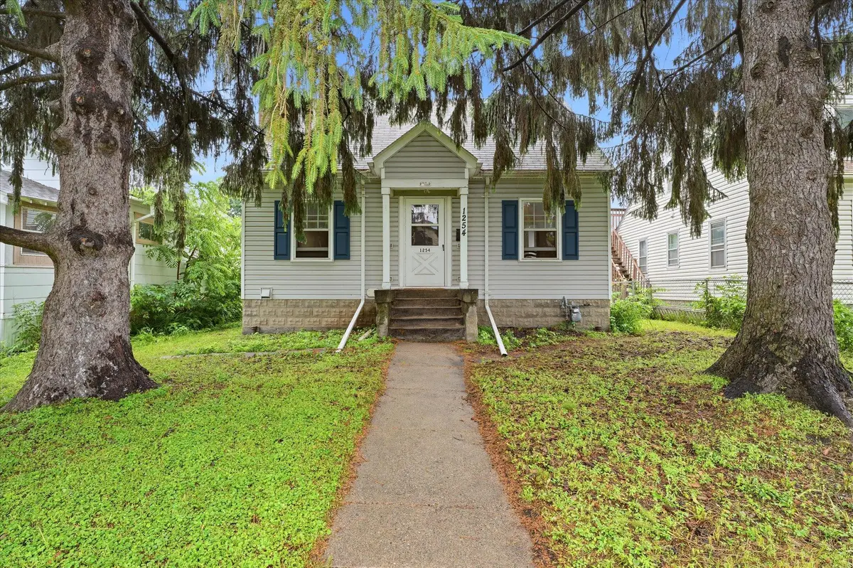 1254 Marion ST, Saint Paul, MN 55117