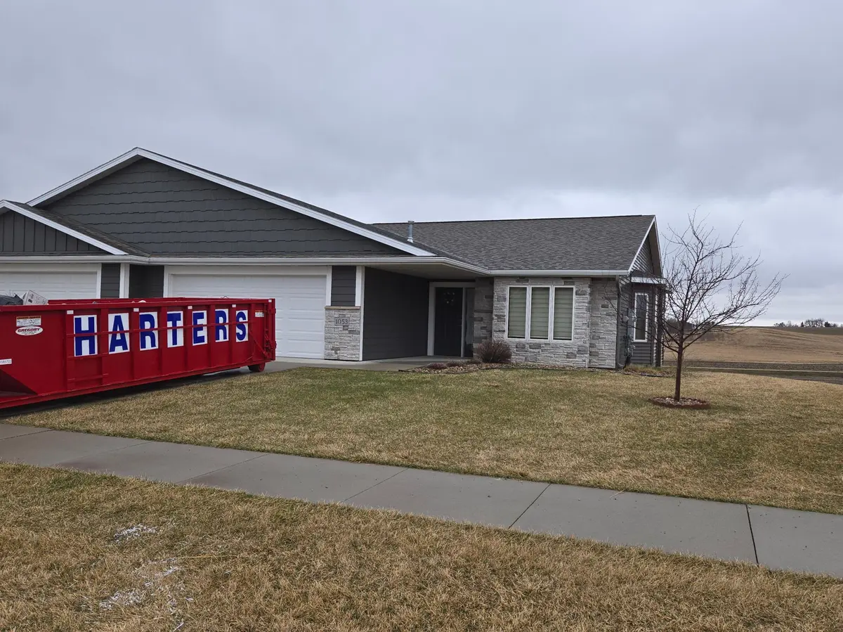 1053 Golf Vista DR NE, Byron, MN 55920