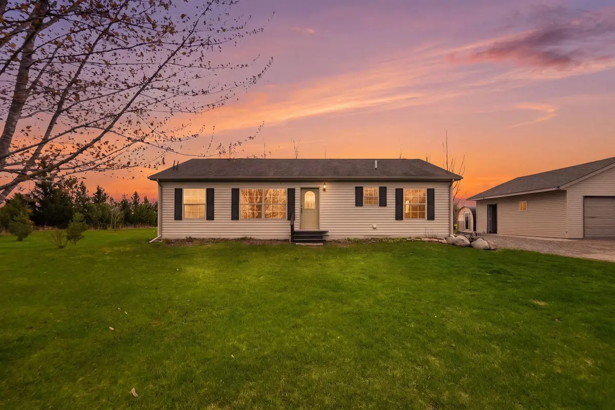 7405 160th ST, Milaca, MN 56353