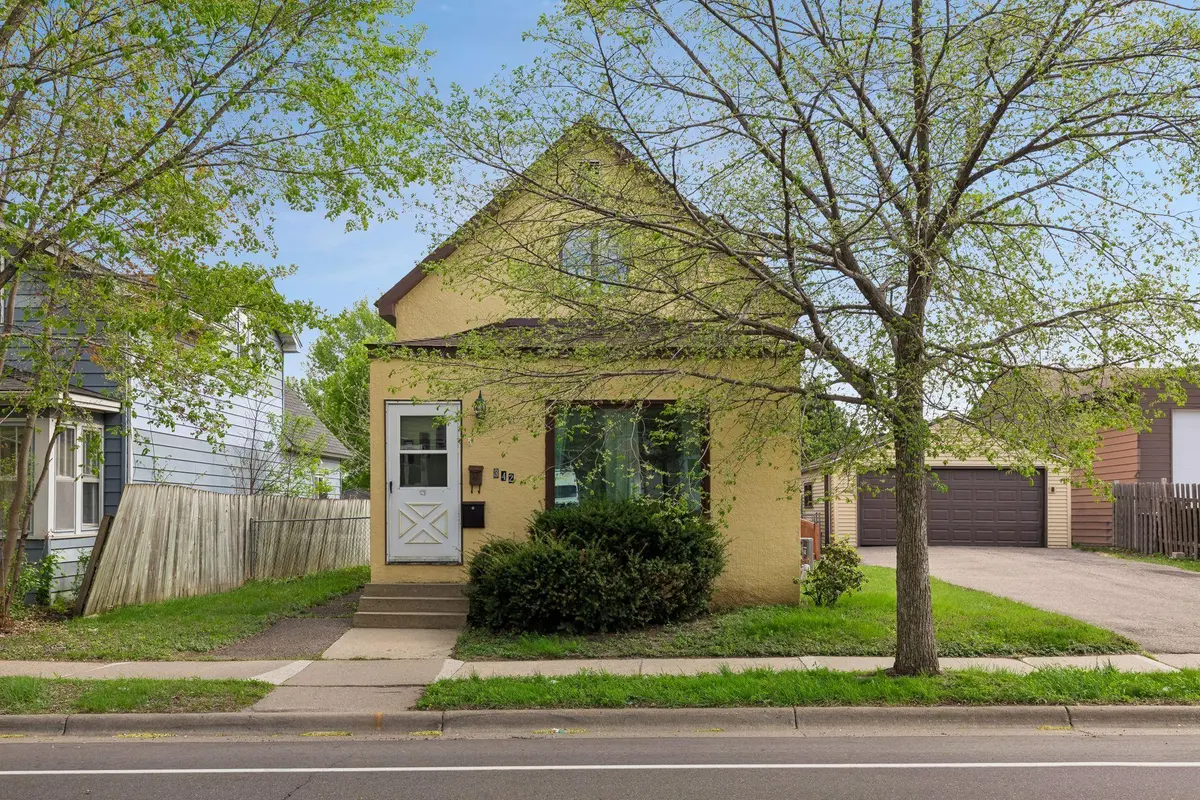 342 Front AVE, Saint Paul, MN 55117