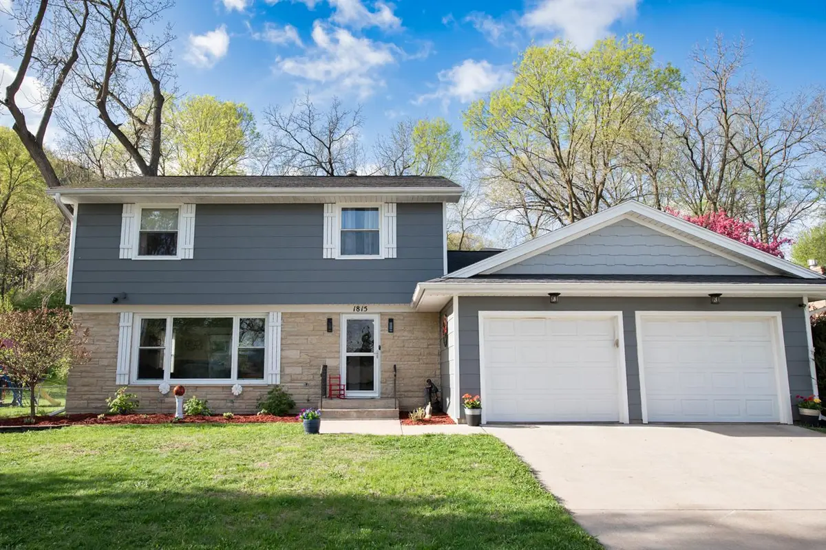 1815 Edgewood RD, Winona, MN 55987