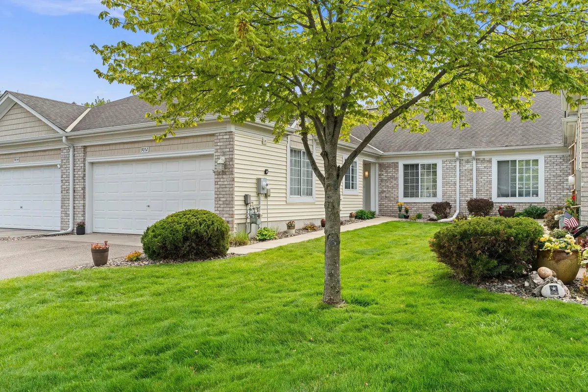 9052 Terra Verde TRL, Eden Prairie, MN 55347