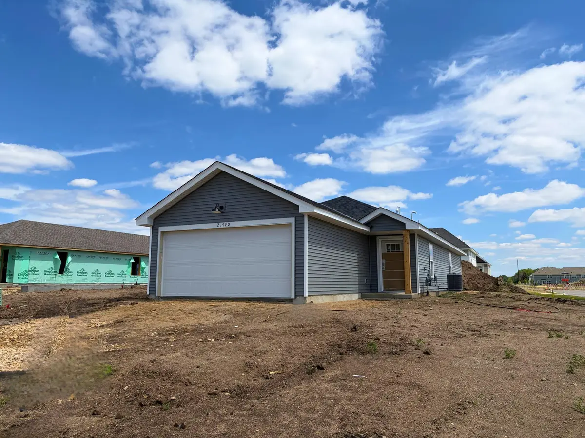 21790 Rose DR, Farmington, MN 55024