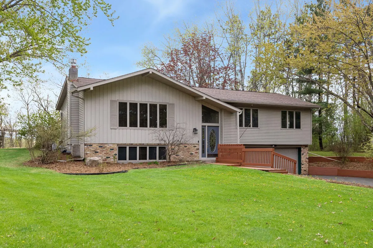 365 Casperson DR, Hudson, WI 54016