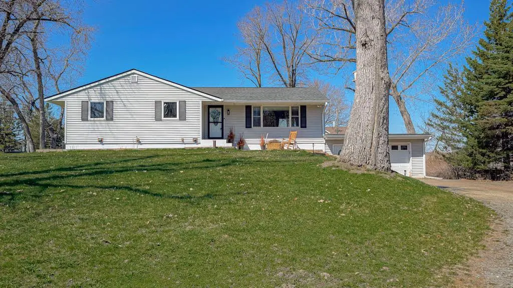 7810 Scandia TRL N, Forest Lake, MN 55025