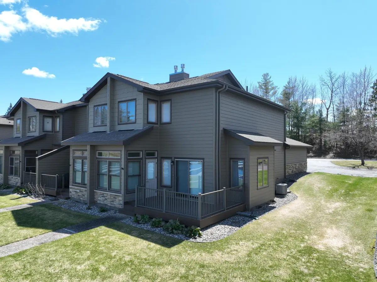 922 Railroad AVE W, Walker, MN 56484