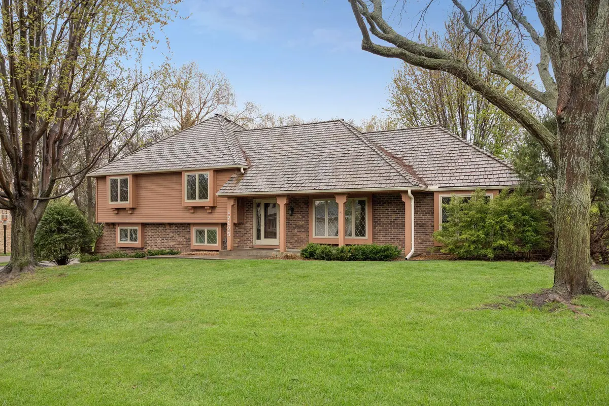 17125 30th AVE N, Plymouth, MN 55447