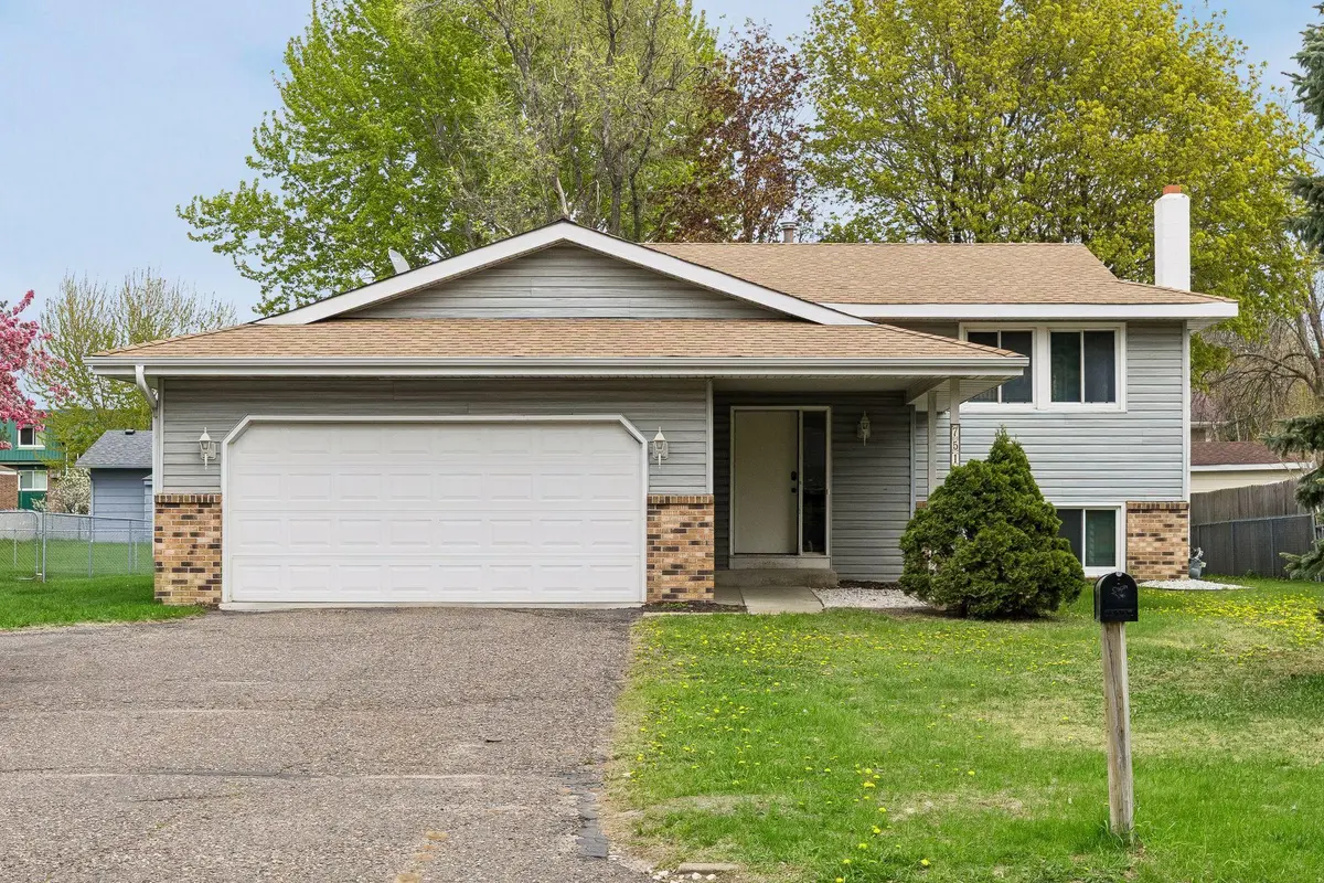 7516 Louisiana AVE N, Brooklyn Park, MN 55428