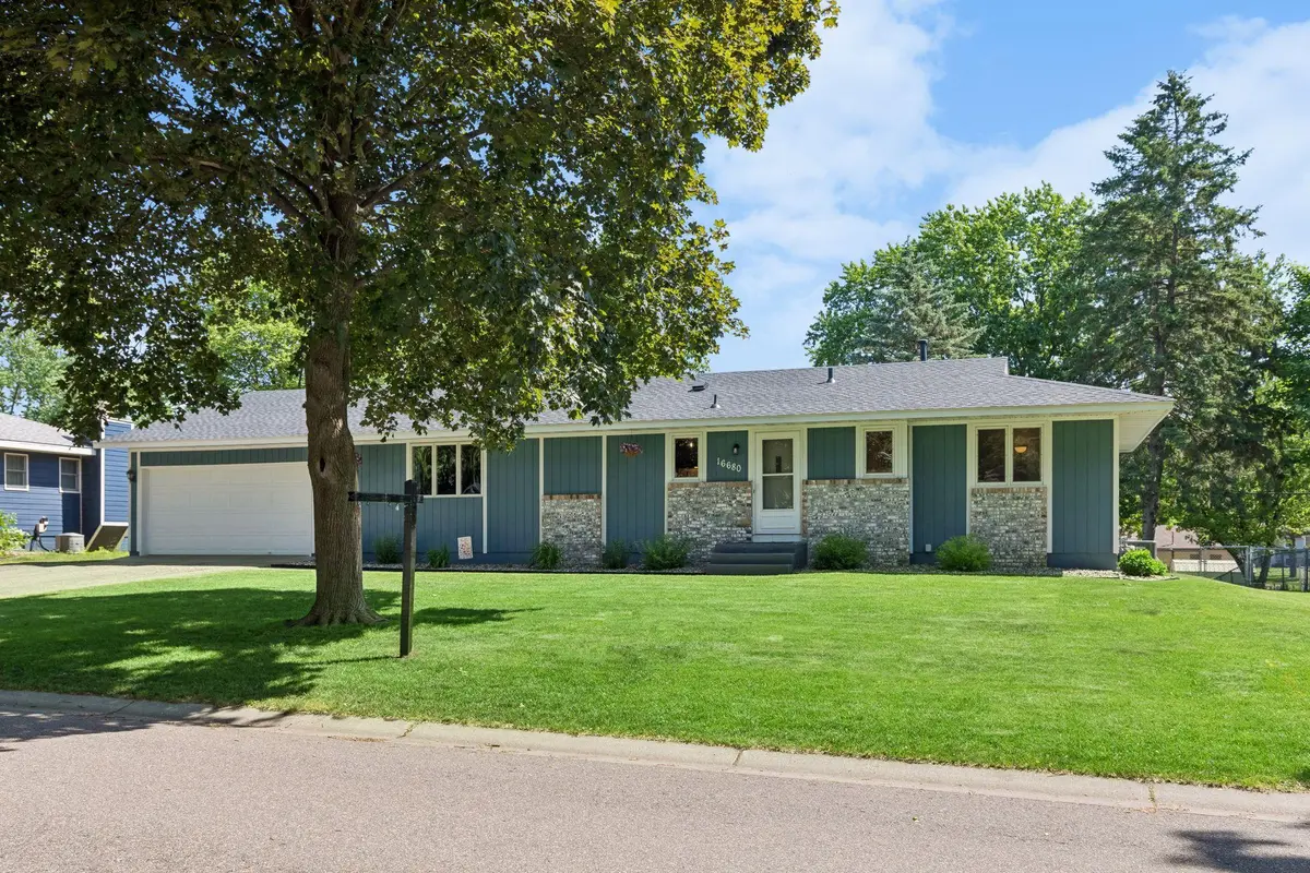 16680 Galena AVE W, Rosemount, MN 55068
