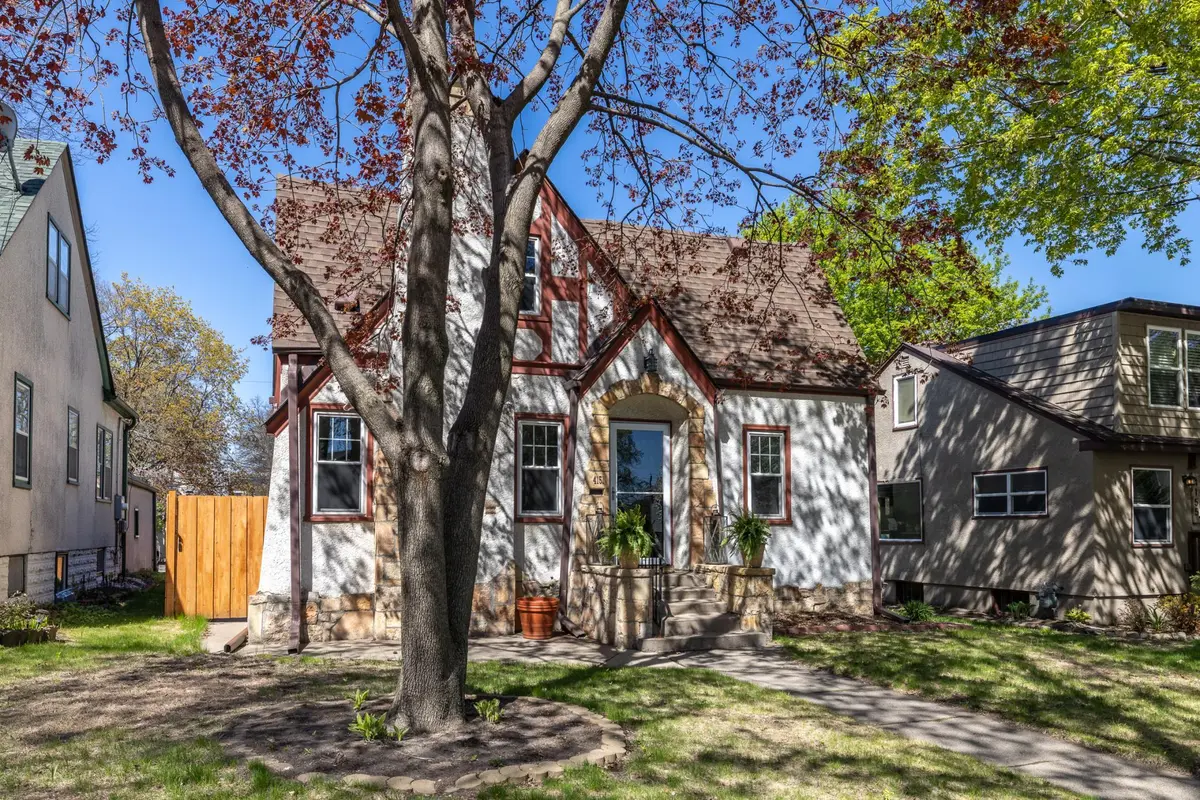 4151 Queen AVE N, Minneapolis, MN 55412
