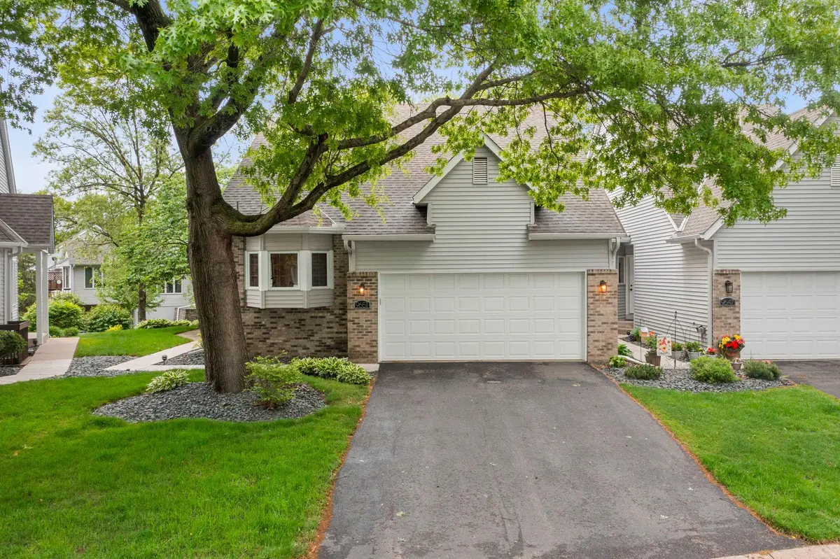 9651 Juniper ST NW, Coon Rapids, MN 55433