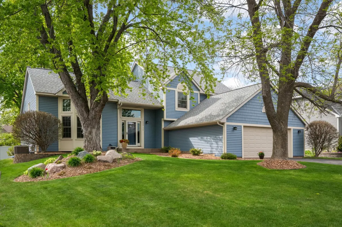 12711 Edinborough WAY, Apple Valley, MN 55124