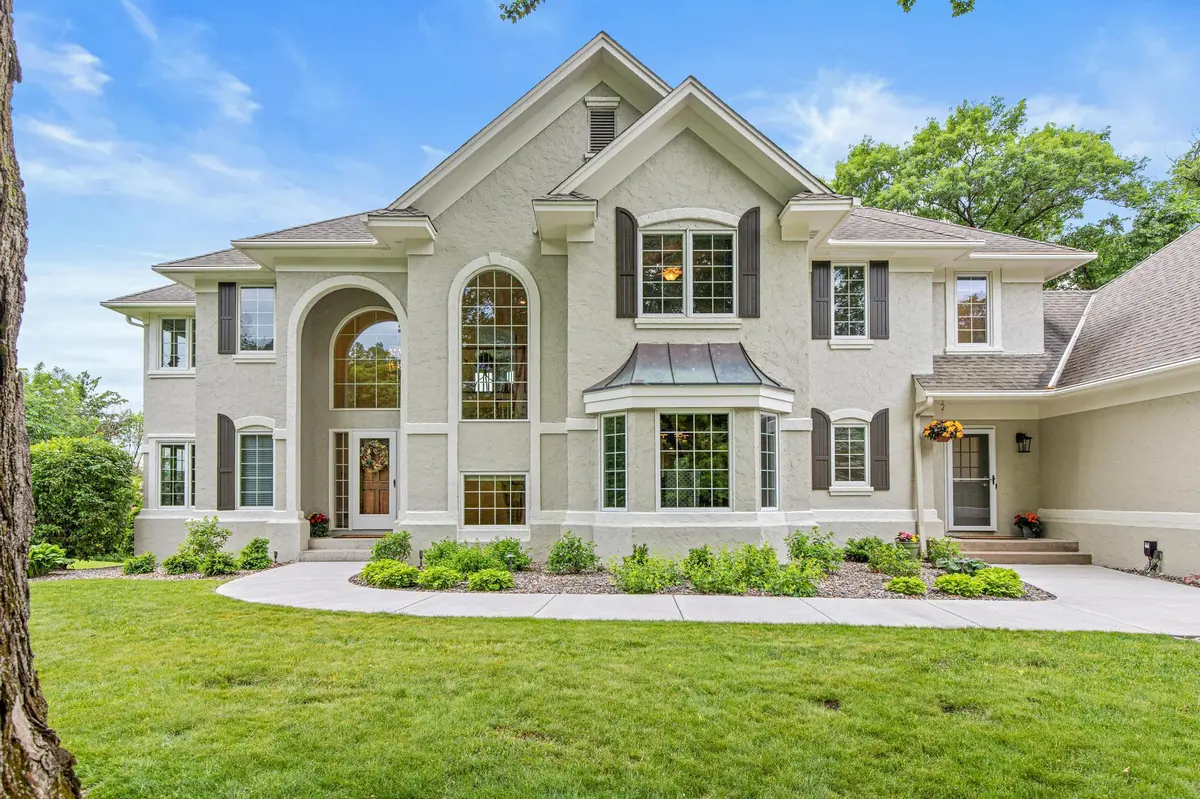6105 Wood Hill LN, Independence, MN 55359