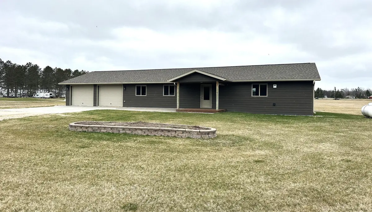 2934 27th ST NW, Baudette, MN 56623