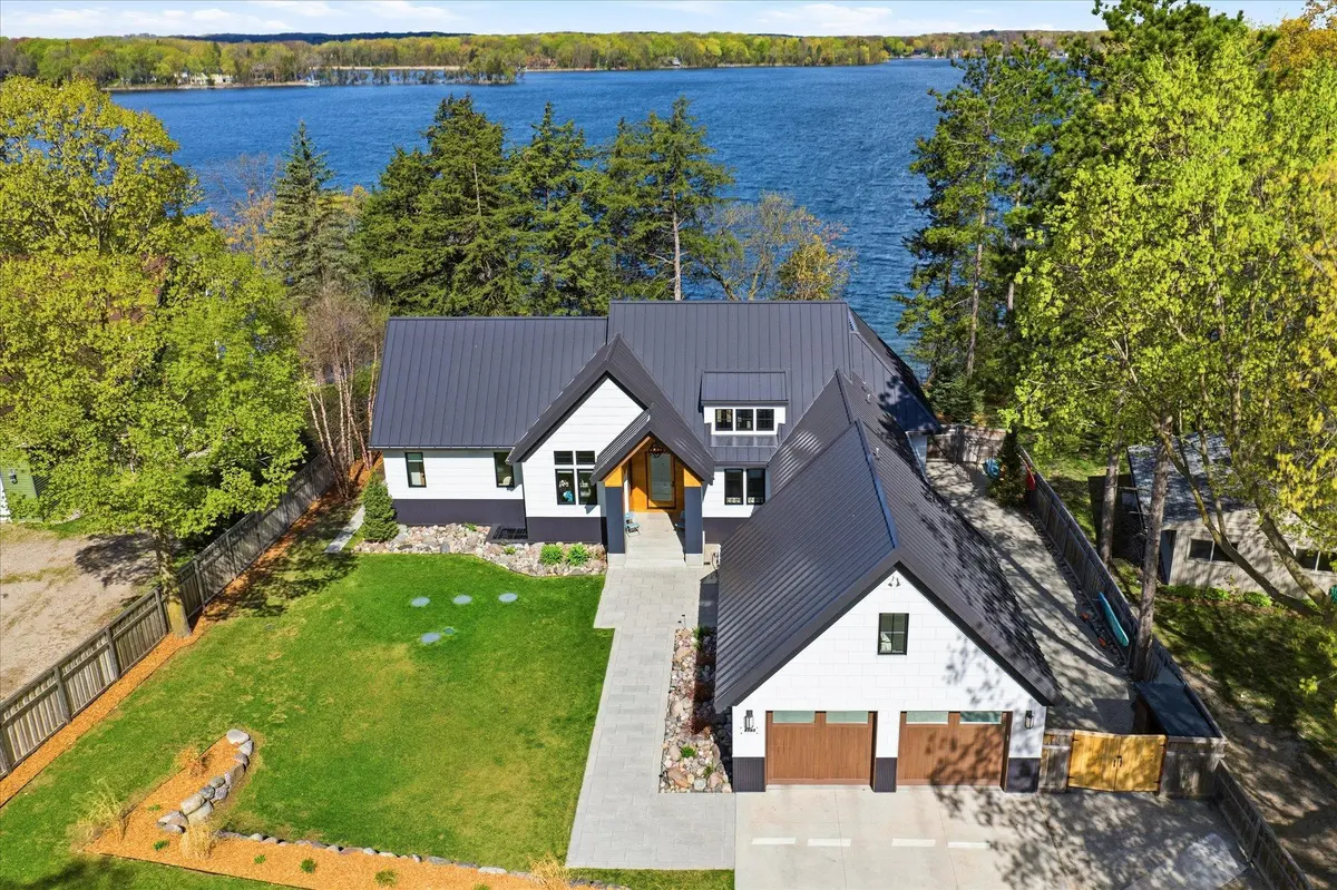 6385 Osborn AVE NW, Annandale, MN 55302