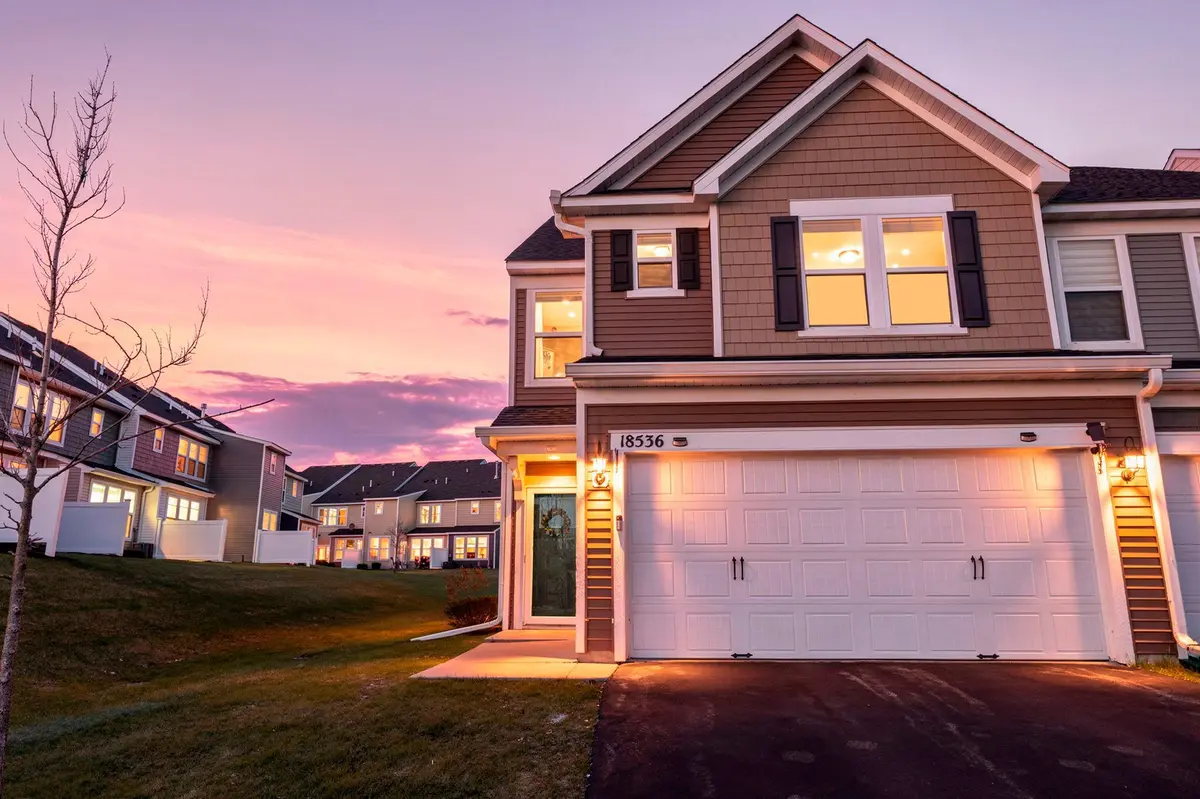 18536 60th PL N, Plymouth, MN 55446