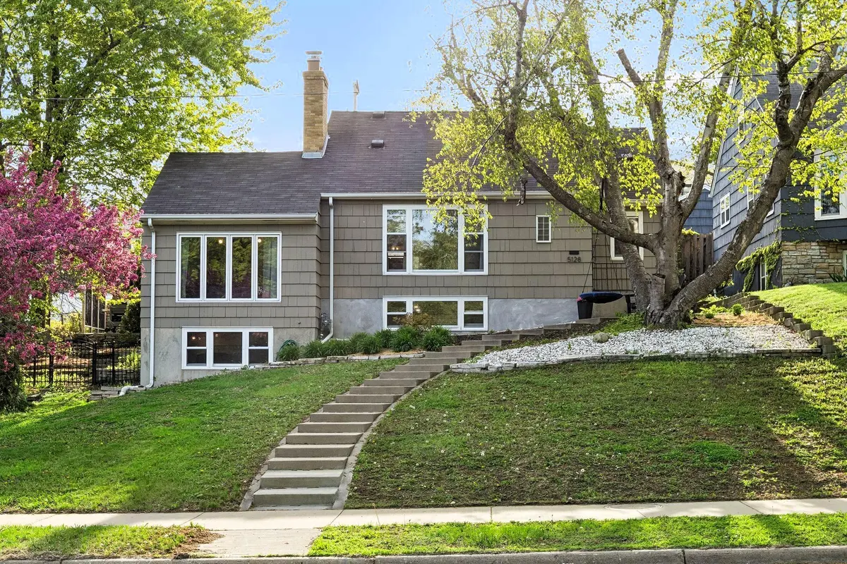 5128 Cedar AVE S, Minneapolis, MN 55417