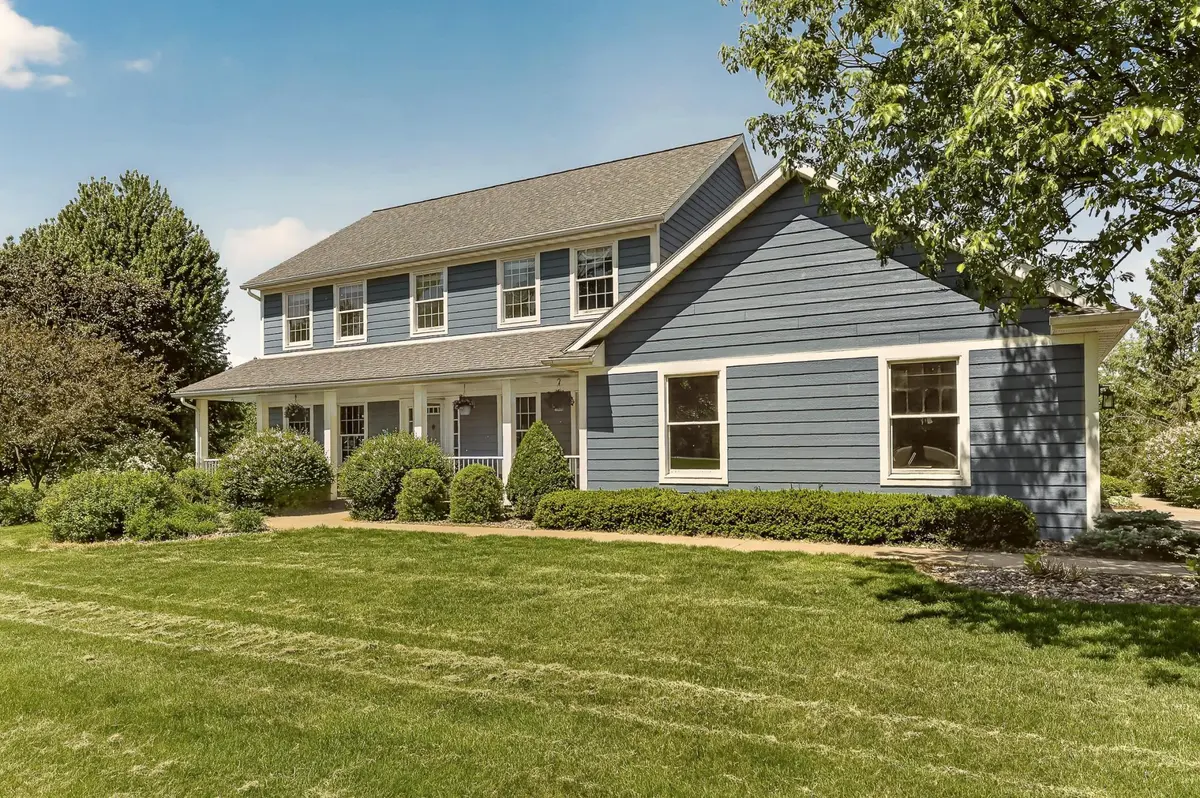 5823 Summit LN NE, Rochester, MN 55906