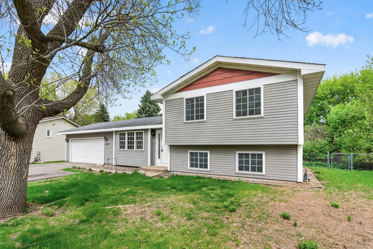 6607 Kilmer WAY, Maple Grove, MN 55369