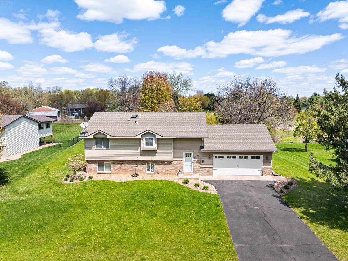 5440 274th ST, Wyoming, MN 55092
