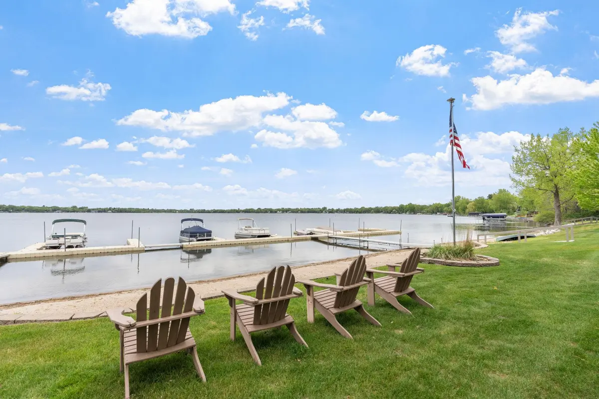 290 Shoreview Estate, Big Lake, MN 55309