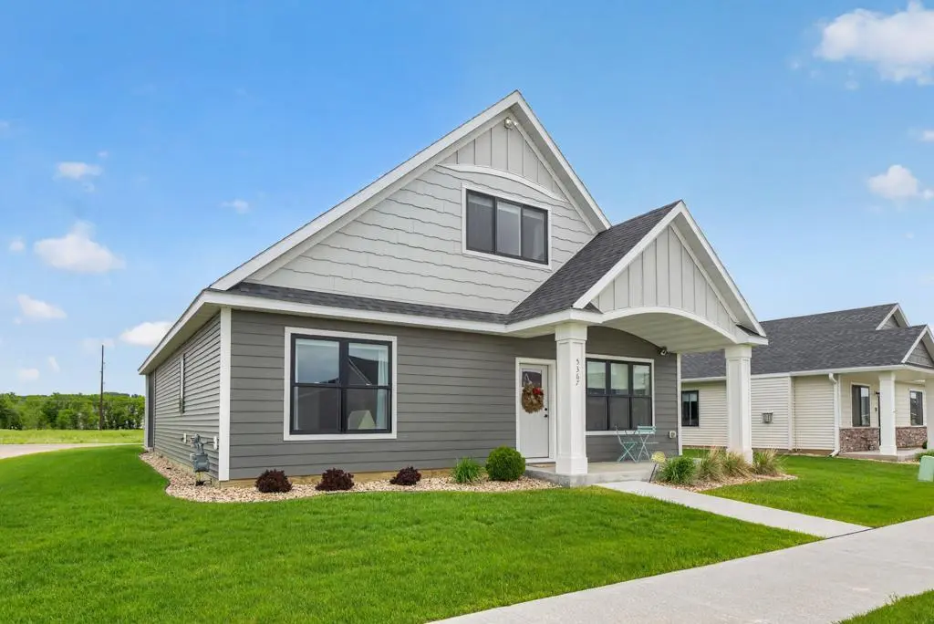 5367 Harvest Lake DR NW, Rochester, MN 55901