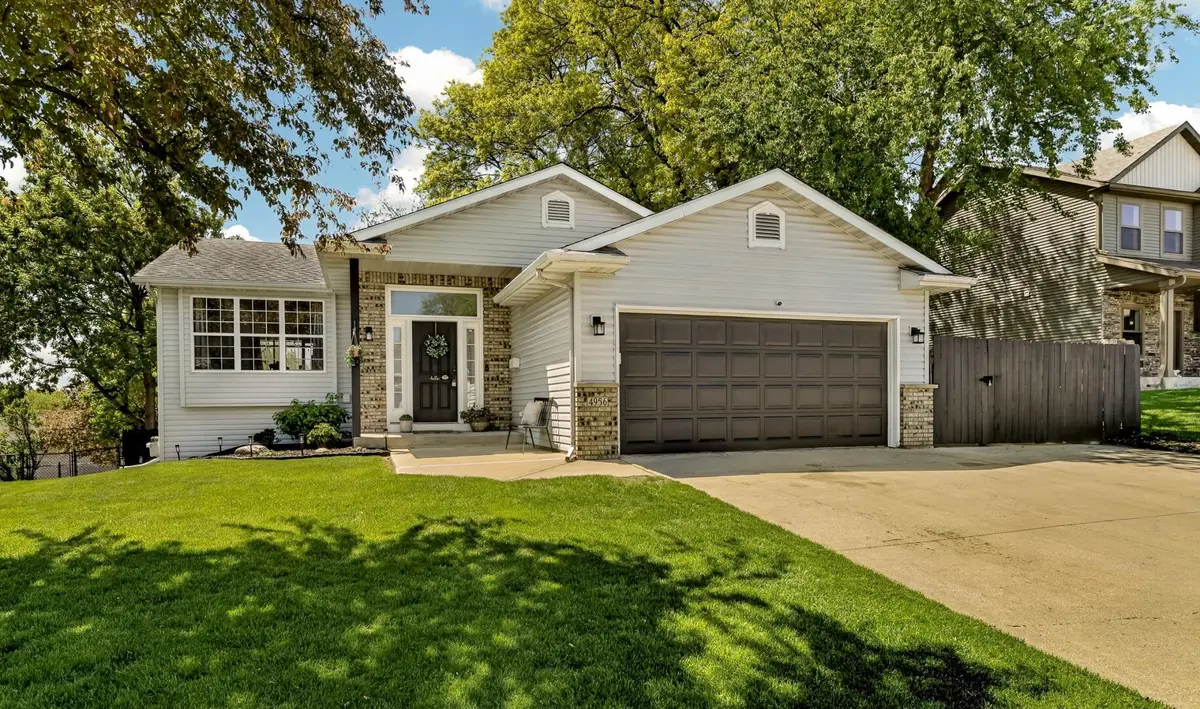 4956 4th ST NW, Rochester, MN 55901