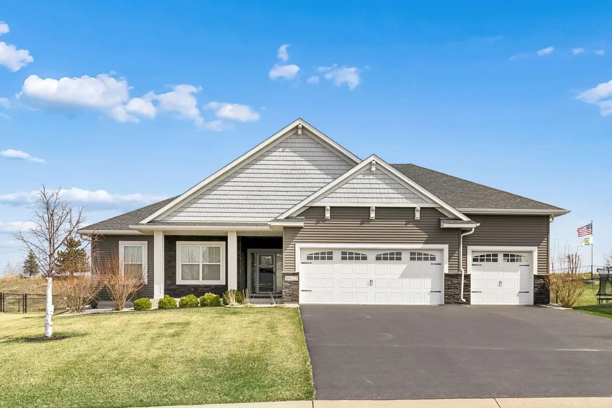 16122 Estate LN, Lakeville, MN 55044